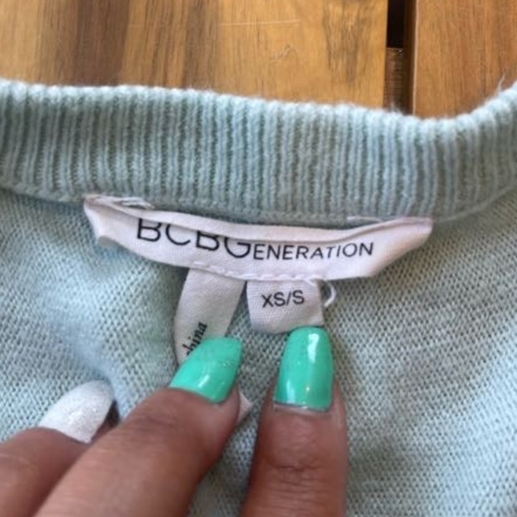 BCBGeneration Womens Pale Blue V-Neck Sweater Lightweight Oversized Size Xs/s‎ - Picture 3 of 3